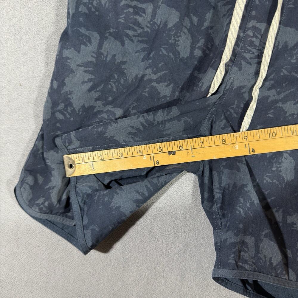 Vuori Banks Shorts Men's M Blue 7" Inseam Palm Trees Unlined Drawstring V330 - Picture 10 of 10
